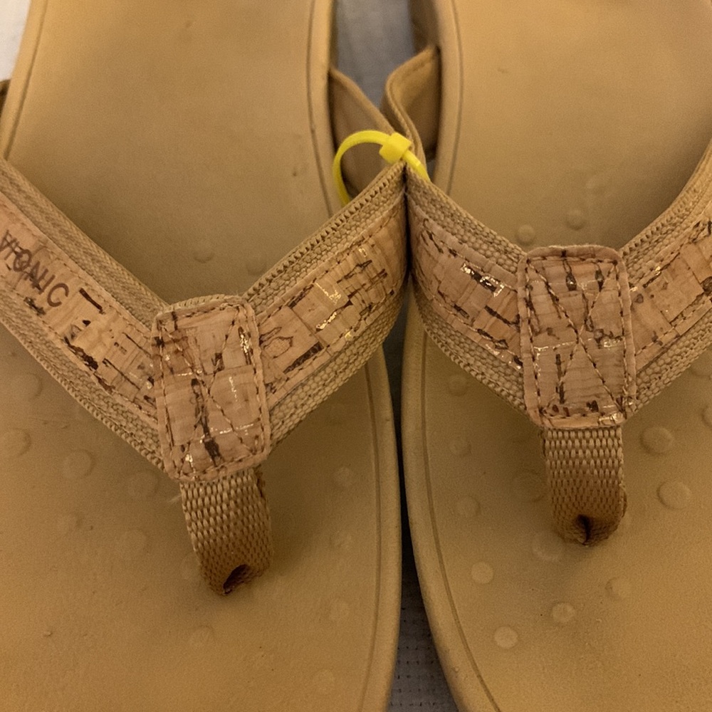 Vionic High Tide Wedge Sandals - Picture 5 of 16
